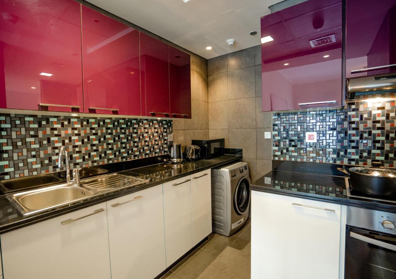 Nasma Luxury Stays - Cayan Tower Dubai Exterior foto
