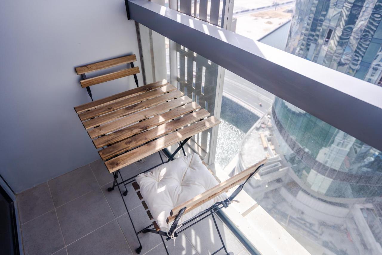 Nasma Luxury Stays - Cayan Tower Dubai Exterior foto