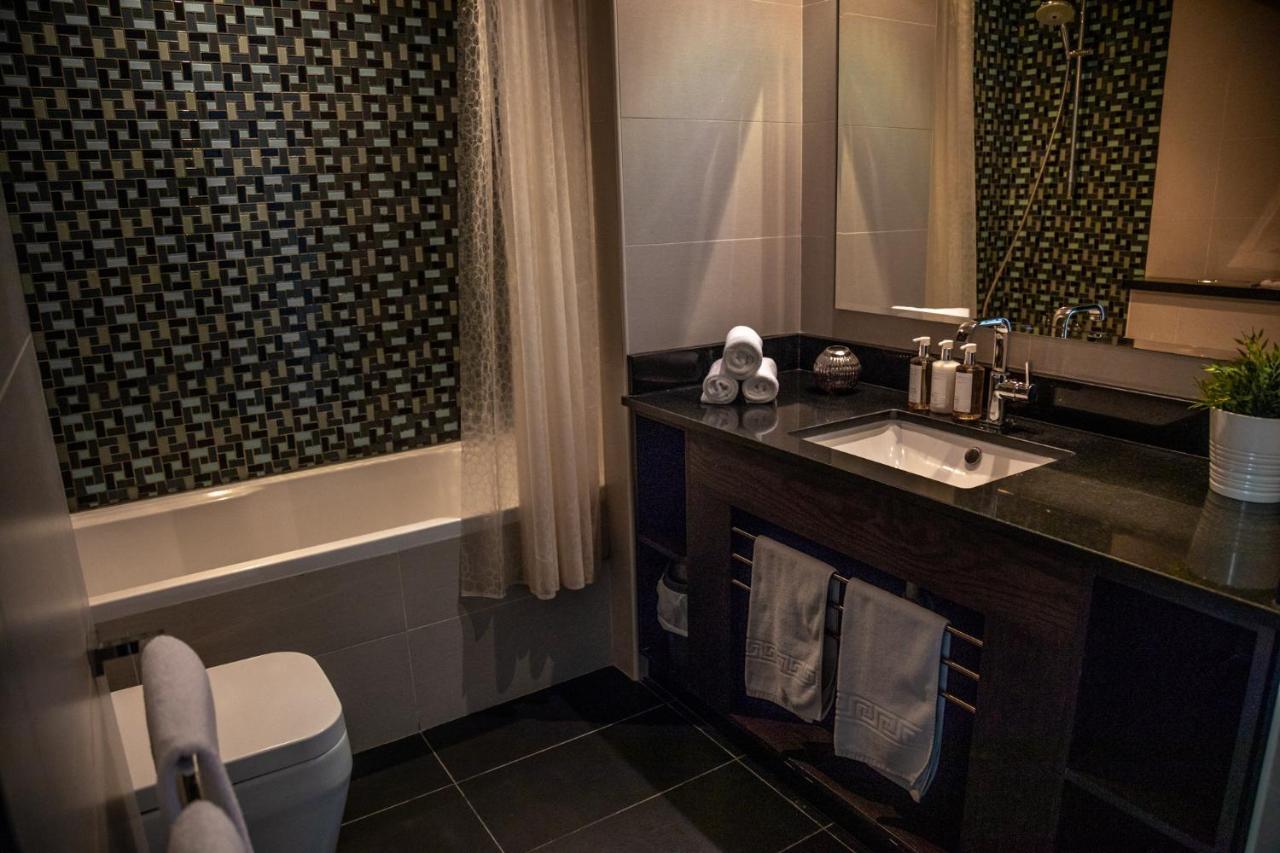 Nasma Luxury Stays - Cayan Tower Dubai Exterior foto