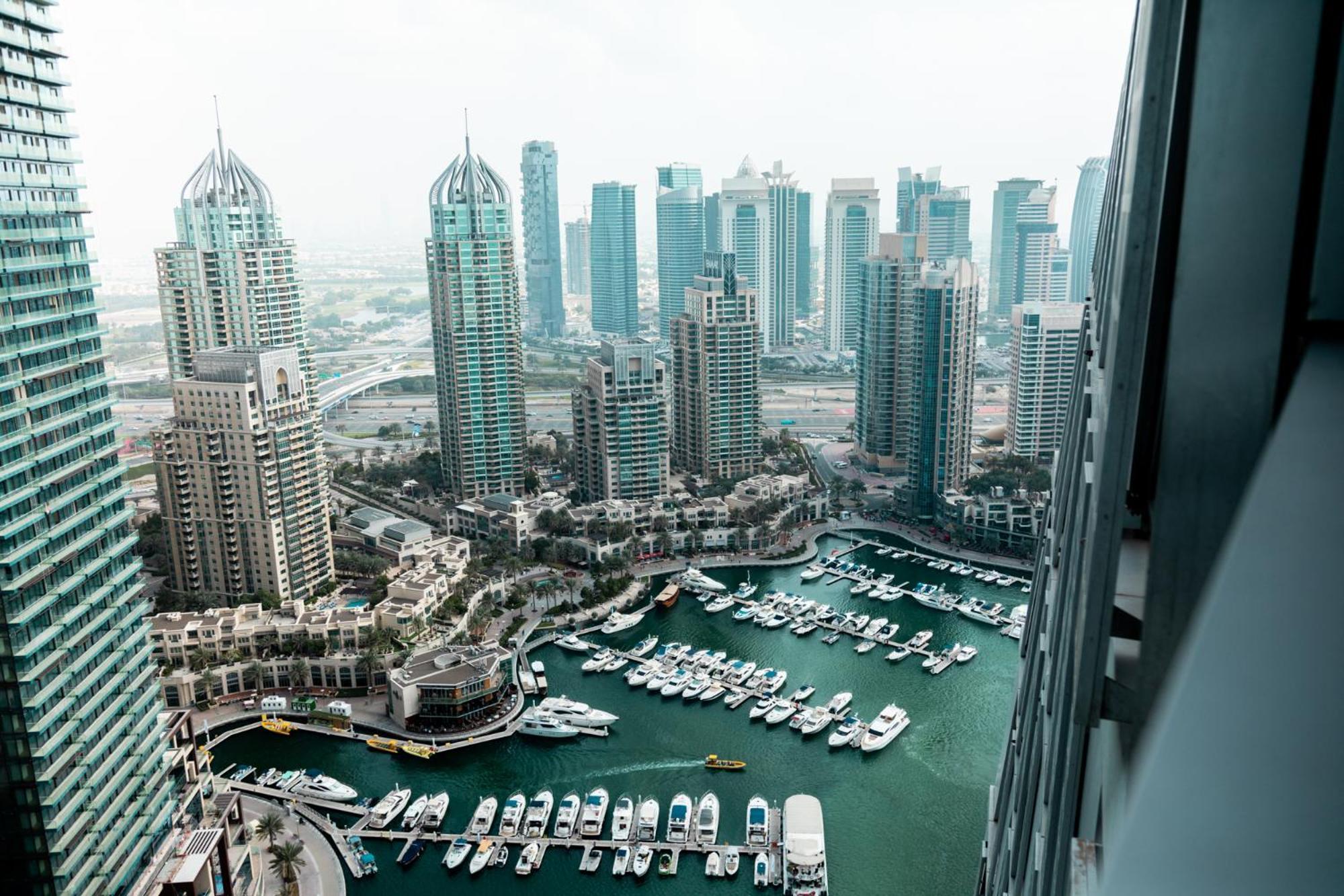 Nasma Luxury Stays - Cayan Tower Dubai Exterior foto